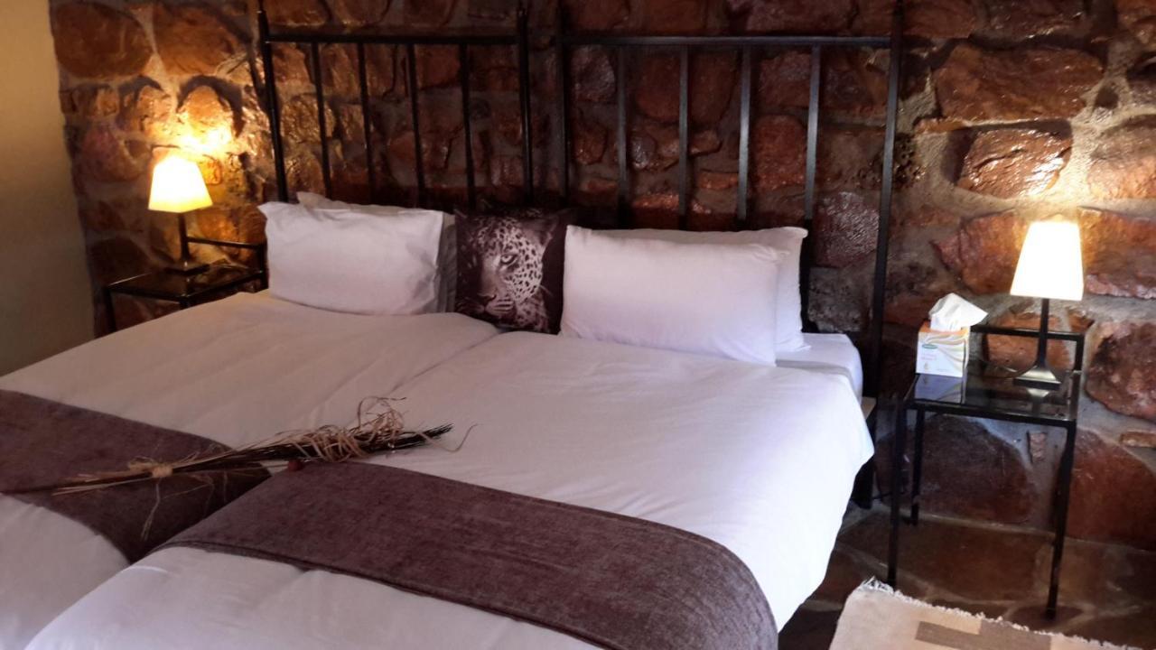 Khan River Lodge Wilhelmstal Exterior foto