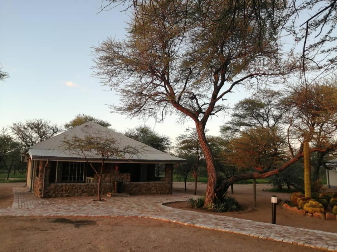 Khan River Lodge Wilhelmstal Exterior foto